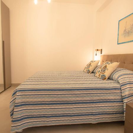 Spuma Di Mare Apartment ลัมเปดูซา ภายนอก รูปภาพ
